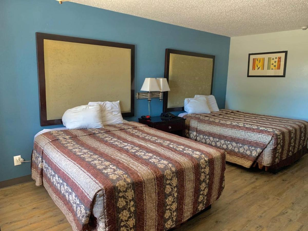Best Price Motel & Suites Orange Bagian luar foto